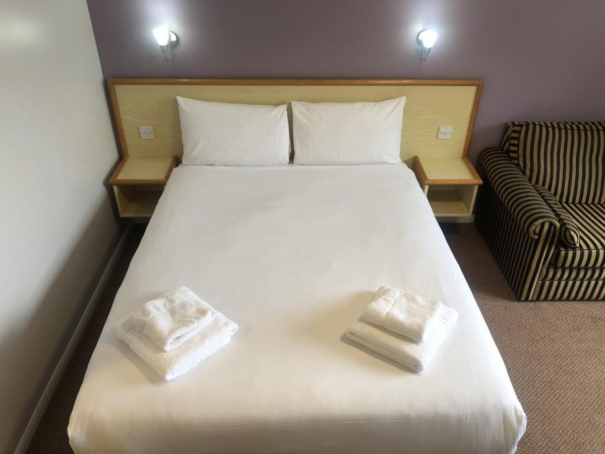 Redwings Lodge Rutland Ъпингам Екстериор снимка